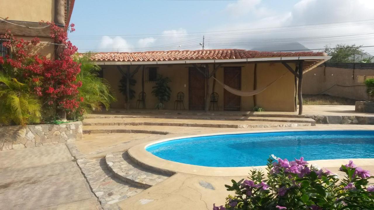Quinta La Encantada Hotel La Mira Buitenkant foto